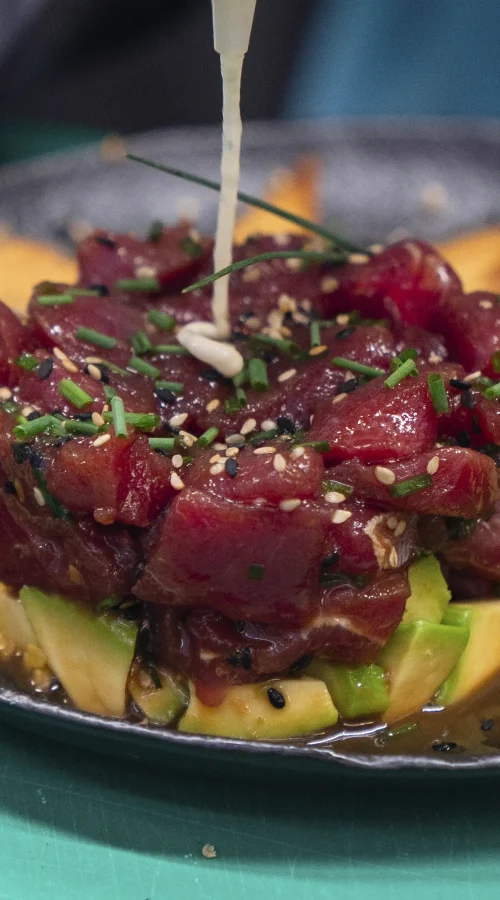 tartar de atún y aguacate